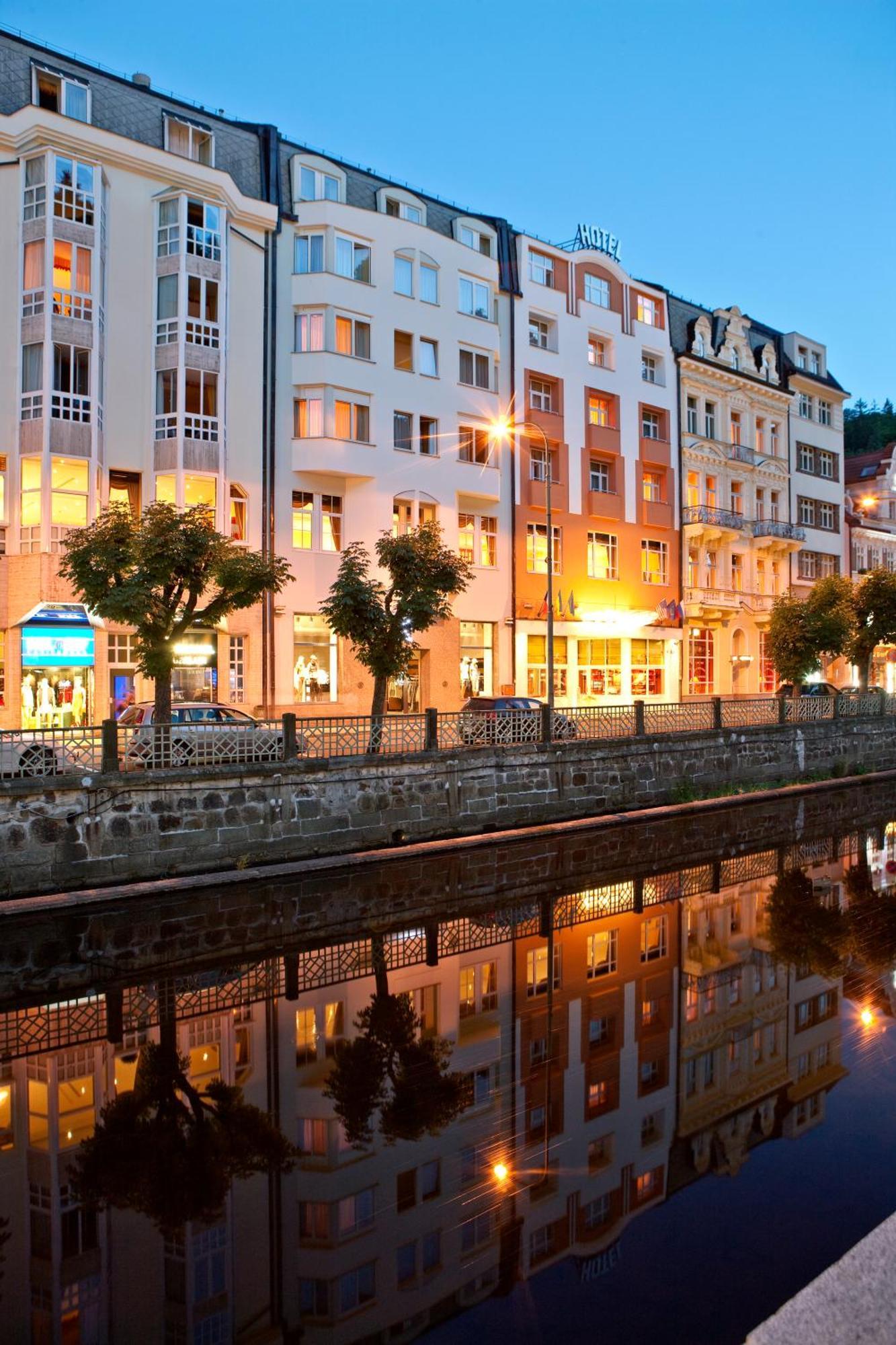 Hotel Dvorak & Wellness 4*