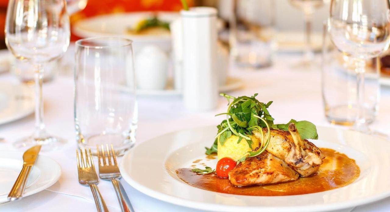 Hotel Dvorak & Wellness 4*