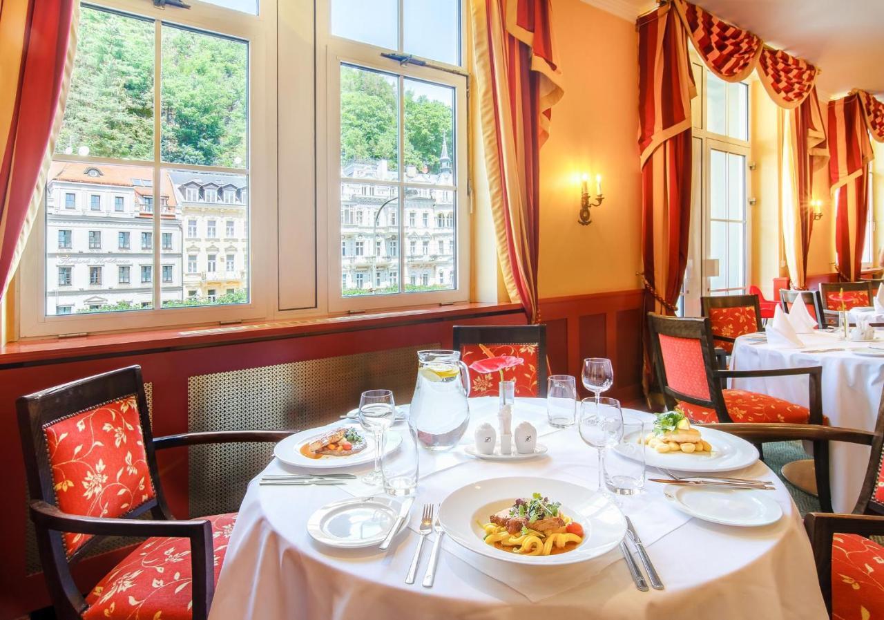 Dvorak & Wellness Hotel